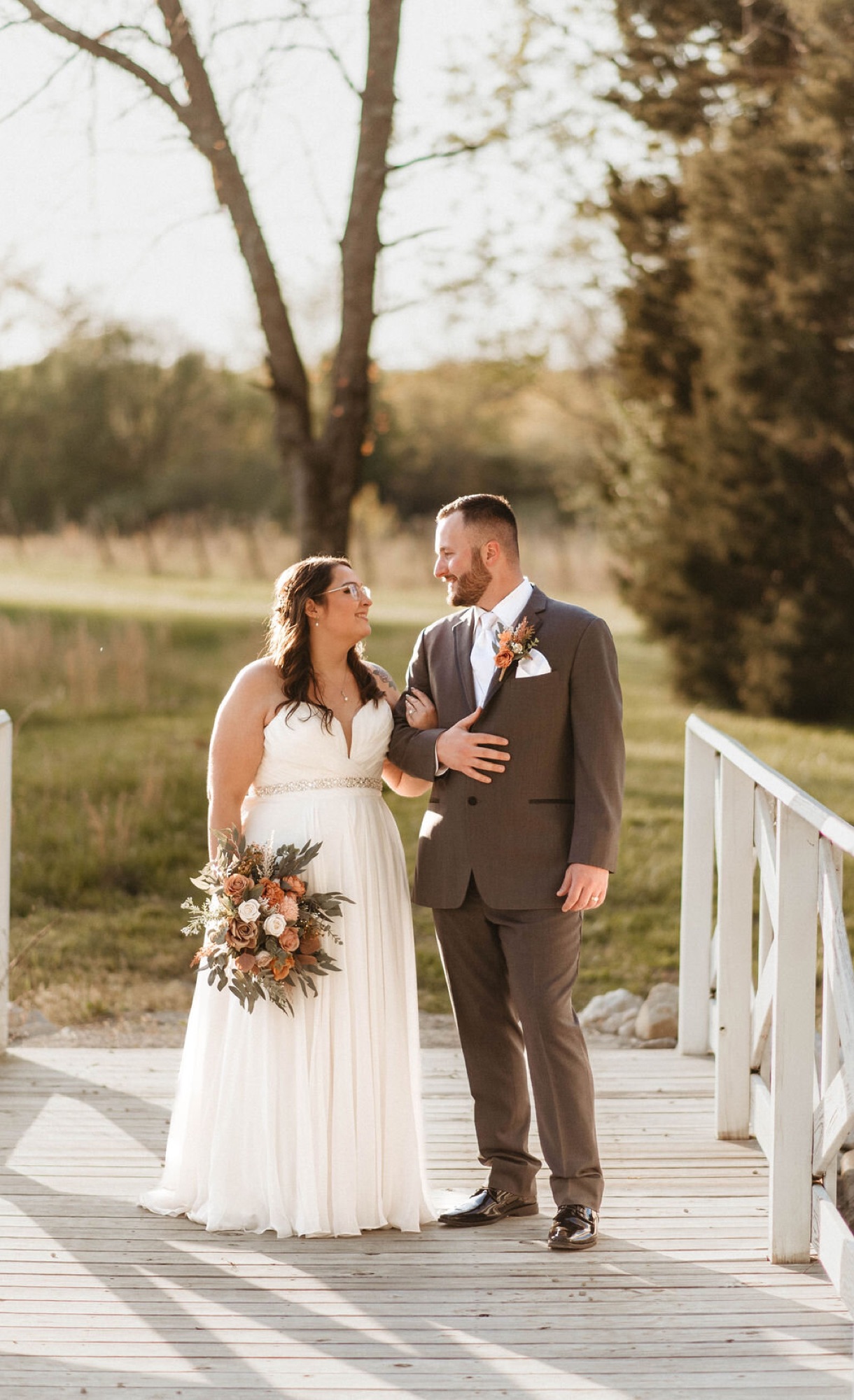 Golden-hour wedding portraits at Abram Farms