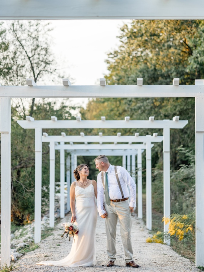Real wedding at Abram Farms, photographed by @sydneyschunkphotography